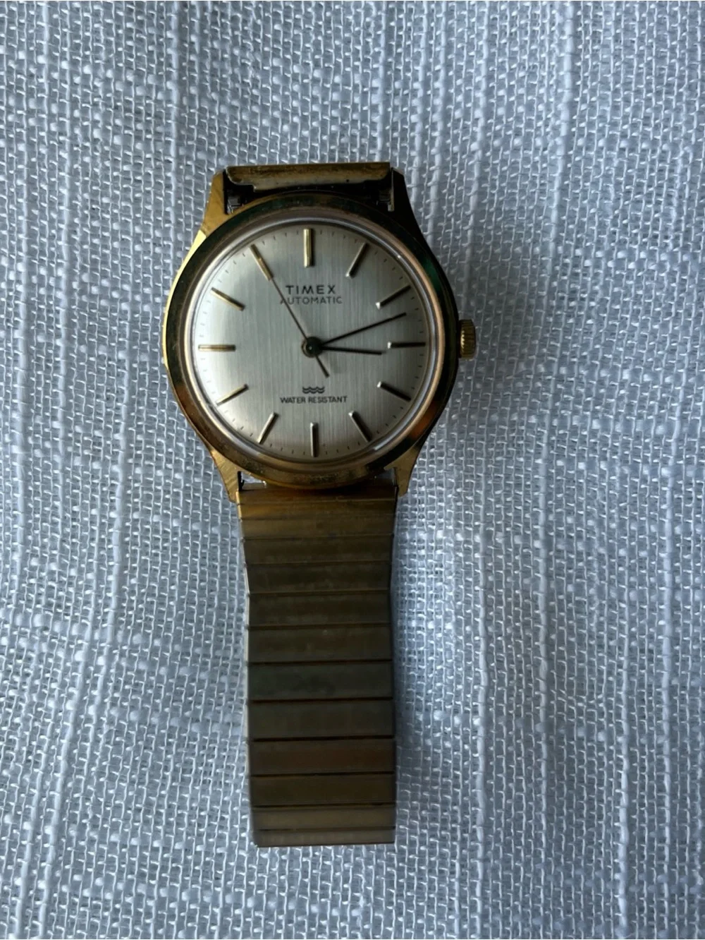 Vintage Timex Automatic Water Resistant Men’s Watch Gold Tone A4